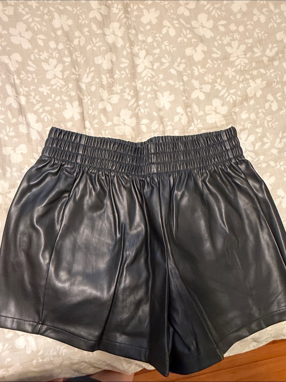 Black Faux Leather Elastic-Waist Women’s Shorts